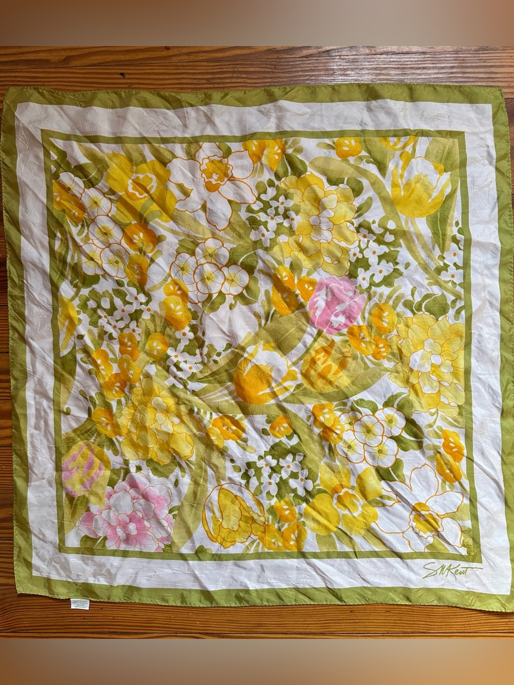 ✨5/$25 Vintage Avon Floral Scarf